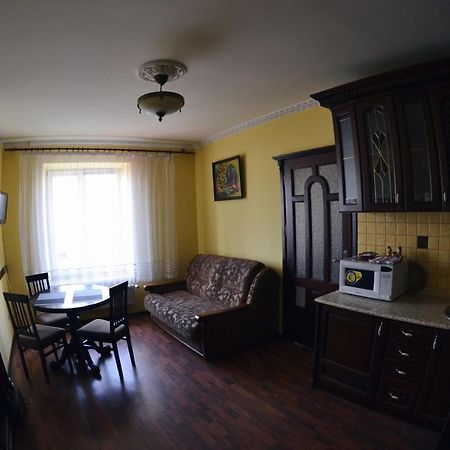 3-Room Apartments In Central City Lviv Dış mekan fotoğraf